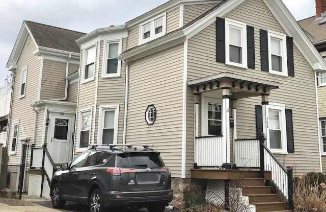 38 Gould Street - 38 Gould Street, Newport, RI 02840
