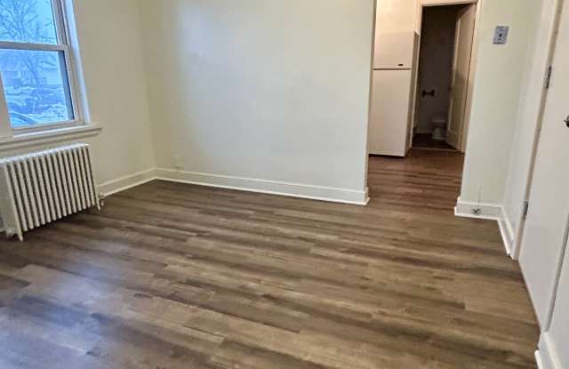 2144 2nd Avenue West - 3 Gallery 2