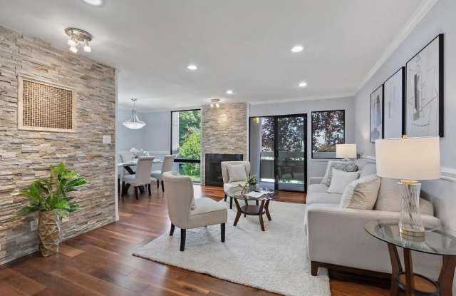 1061 Beach Park Blvd Apt 216 photos photos