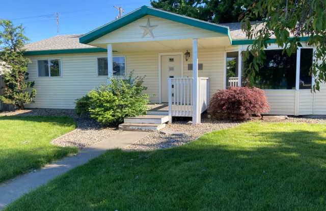Kennewick Location w/a Country Flare! photos photos