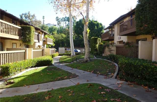 25831 Marguerite - 25831 Marguerite Pkwy, Mission Viejo, CA 92692