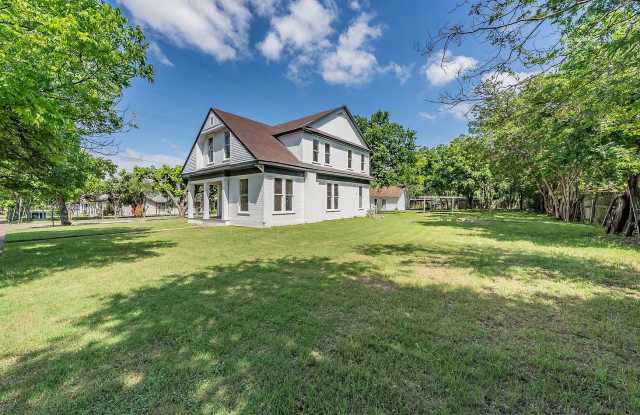 2700 Grim Avenue - 1 Gallery 4