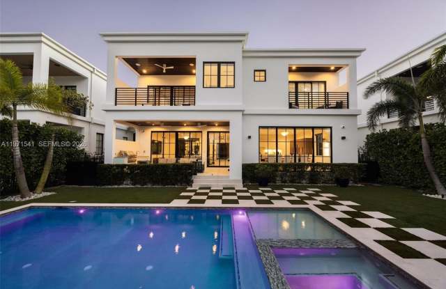 885 NE 76th St photos photos 885 NE 76th St photos photos