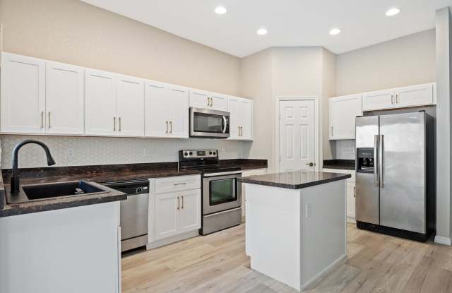 Beautiful 3 bed 2 bathroom home in a peaceful neighborhood Gallery 4