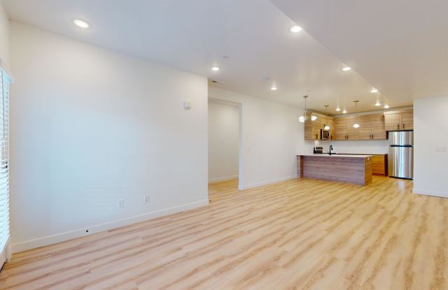 1107 W 250 S Unit 310 Gallery 3