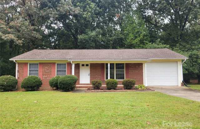 176 Autumn Leaf Road photos photos