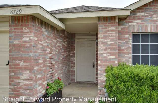 8729 Hunters Trail Gallery 4