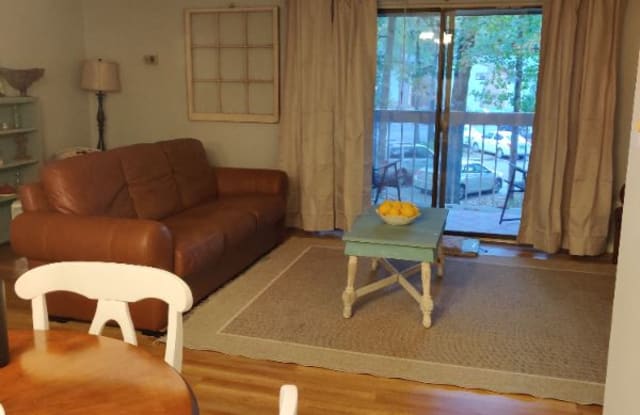 1287 Schaub Dr - 1287 Schaub Dr, Raleigh, NC 27606