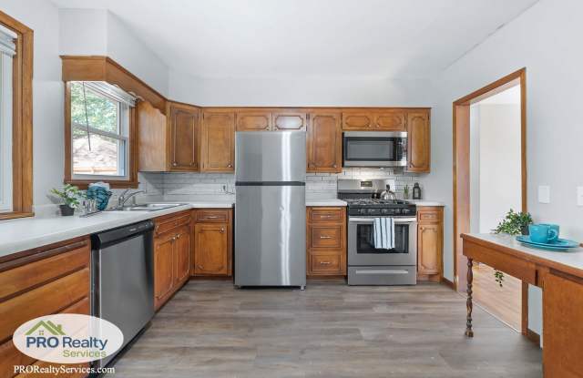 3 Bedroom Home **Half off 1 Month's Rent with an October 2026 Move In** Gallery 1