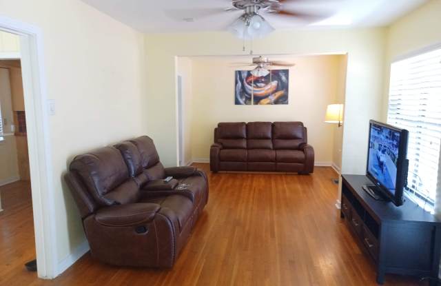 214 Coyle Place photos photos