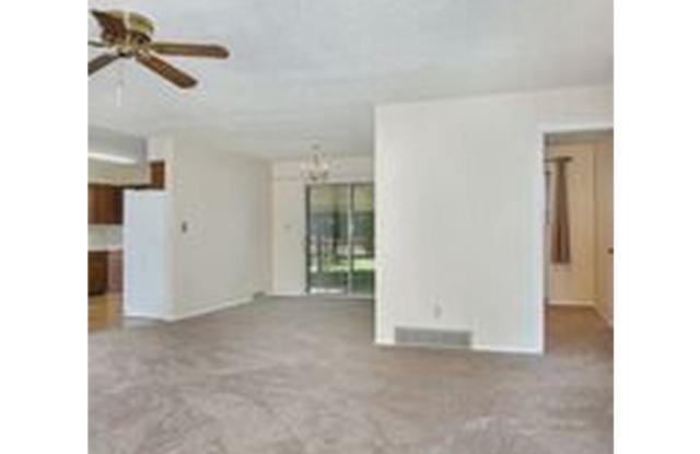 Spacious 4-Bedroom Ranch-Style Home in Windsor! Gallery 3