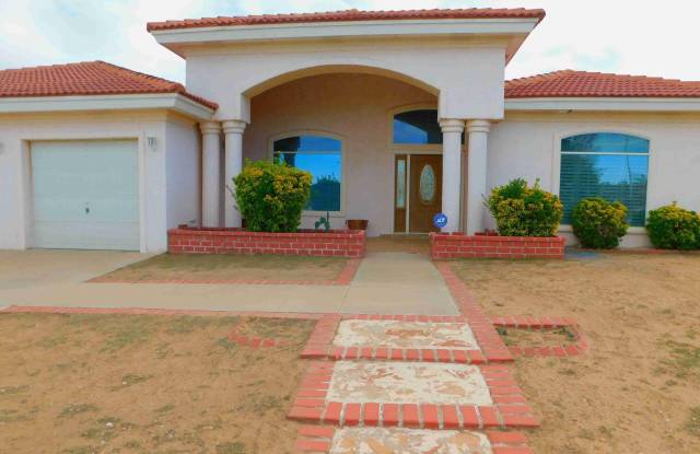 4204 LOMA CLARA Court Gallery 3