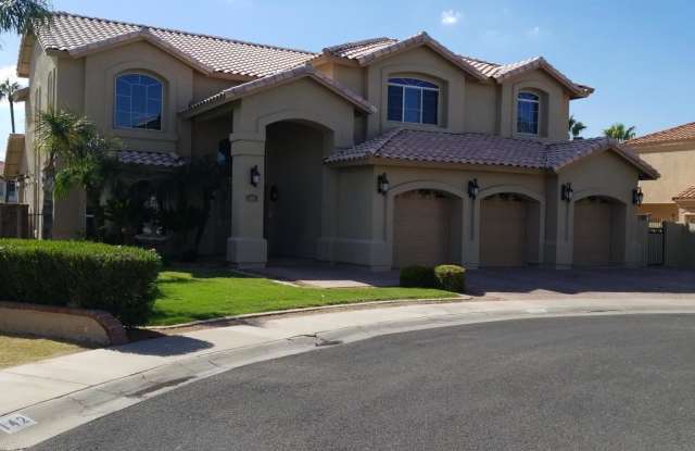 134 S DIAMOND KEY Court - 134 South Diamond Key Court, Gilbert, AZ 85233