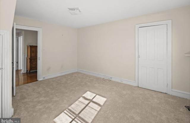 37 W BROAD Street photos photos