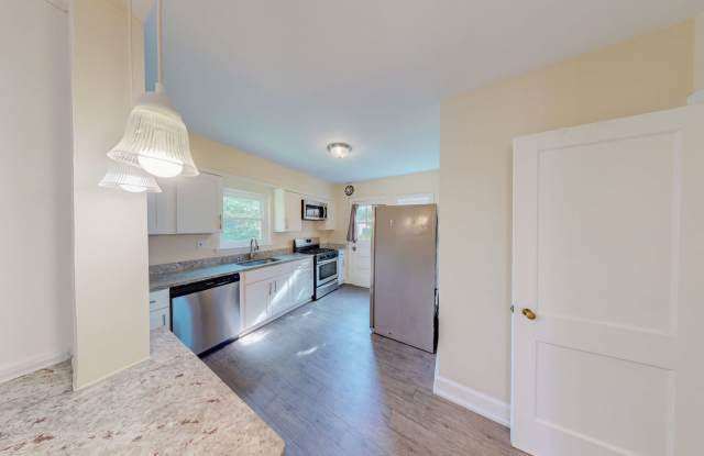 Wonderful 4Bed/3.5Bath in Silver Spring! Gallery 4