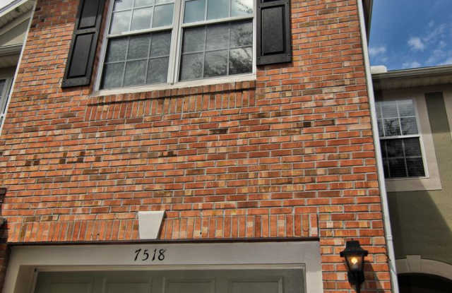 7518 Scarlet Ibis Lane Gallery 2