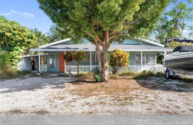 4105 ROCKEFELLER AVENUE photos photos