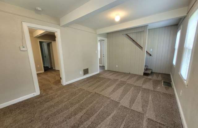 2 bedroom, 1.5 bathroom home with detached garage! photos photos