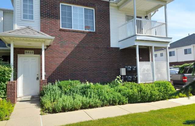 5812 ACORN Lane photos photos