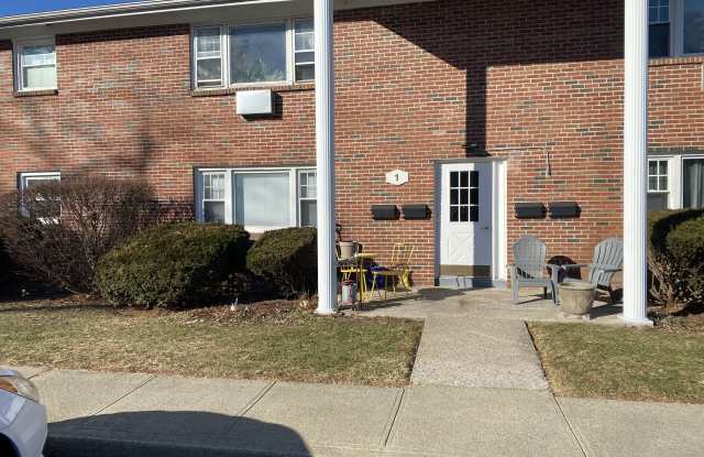 136 South Chestnut Street photos photos