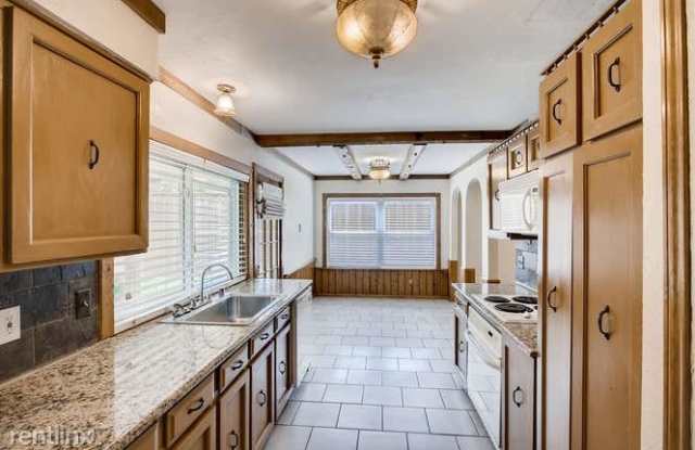 1901 Baylor Dr Gallery 3