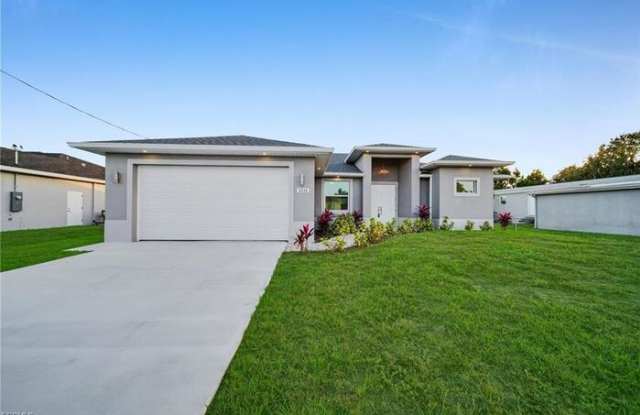 3719 16th Street West photos photos 3719 16th Street West photos photos