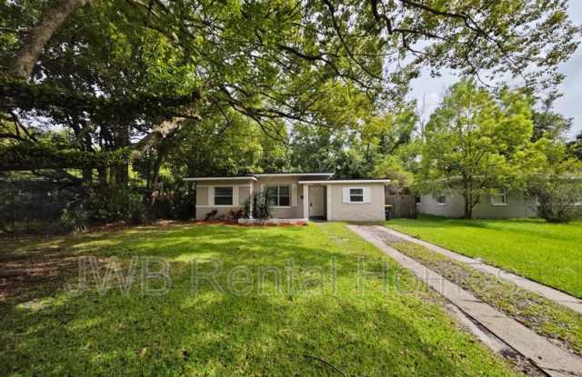 4819 Irvington Ave - 4819 Irvington Avenue, Jacksonville, FL 32210