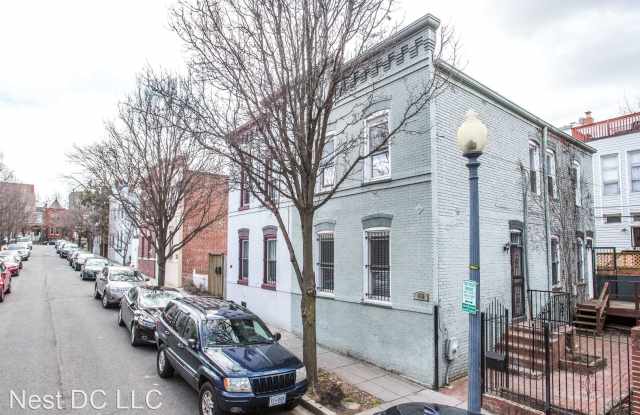 636 Pickford Pl NE Gallery 2