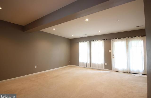 10773 ENFIELD DRIVE Gallery 4