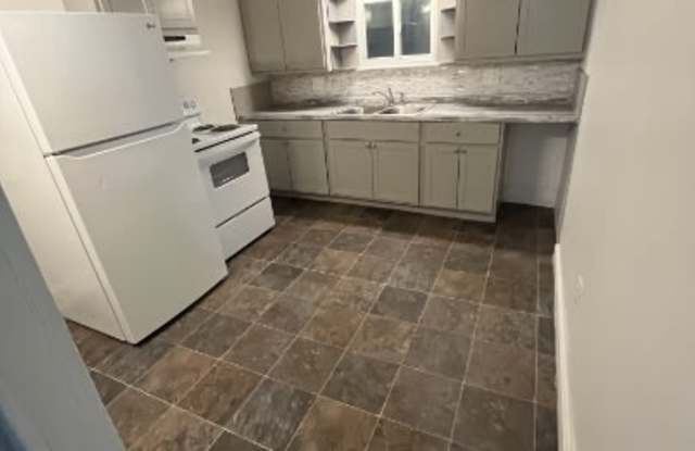 13 Elm Street - 1 photos photos