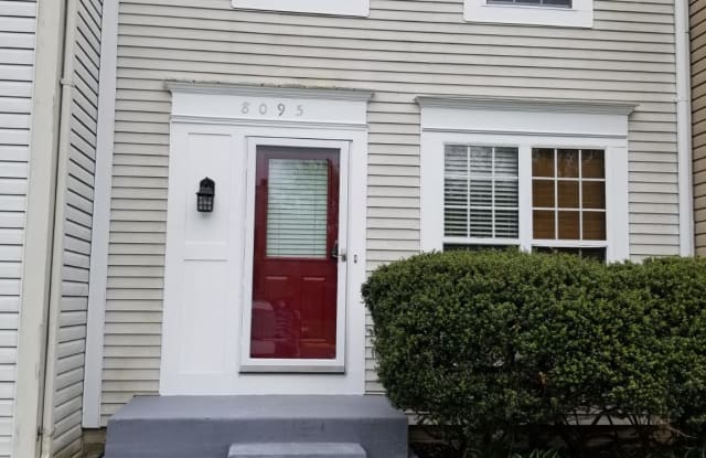 8095 TOPPER COURT - 8095 Topper Court, Newington, VA 22315