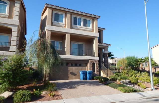Large 3 story home with 4 bedrooms, 3.5 bathrooms and attached 2 car garage. Gallery 3