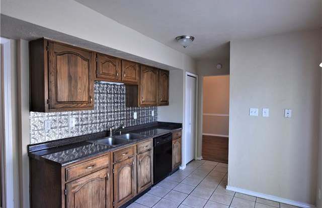 6721 Fire Hill Drive Gallery 3