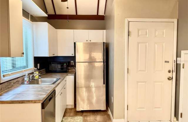 12425 TOUCHTON DR Gallery 2
