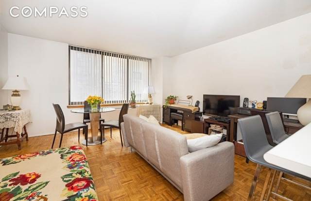 250 West 89th Street photos photos