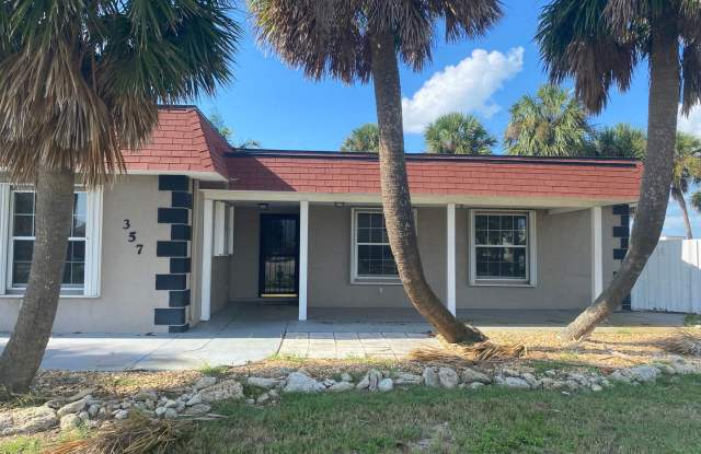BEACHSIDE HOME - 357 Plaza Boulevard, Daytona Beach, FL 32118