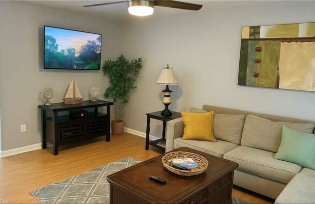 633 Palm View Dr Gallery 4
