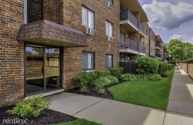 3605 Central Rd 204 - 3605 Central Road, Cook County, IL 60025