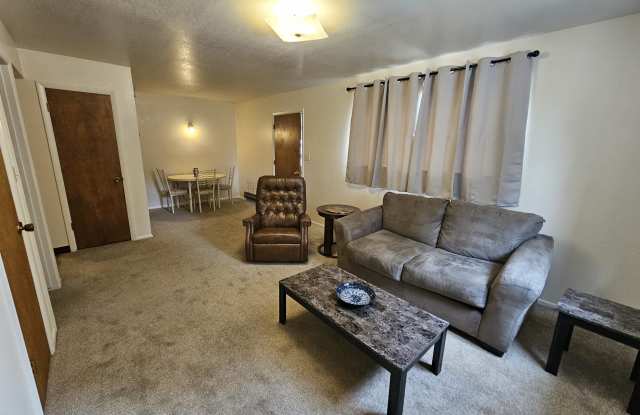 419 SW Paiute Street - A photos photos