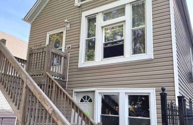 2503 N Fairfield Avenue photos photos