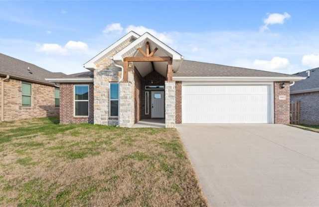 5902  NW Hoover  ST photos photos