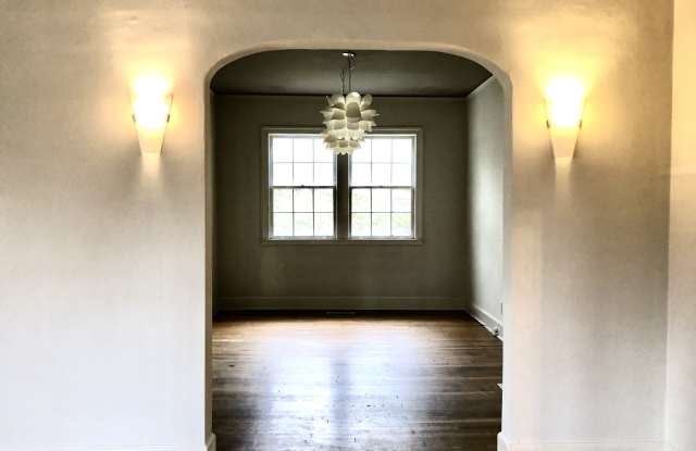 2613 W Linden Ave - 2613 West Linden Avenue, Nashville, TN 37212