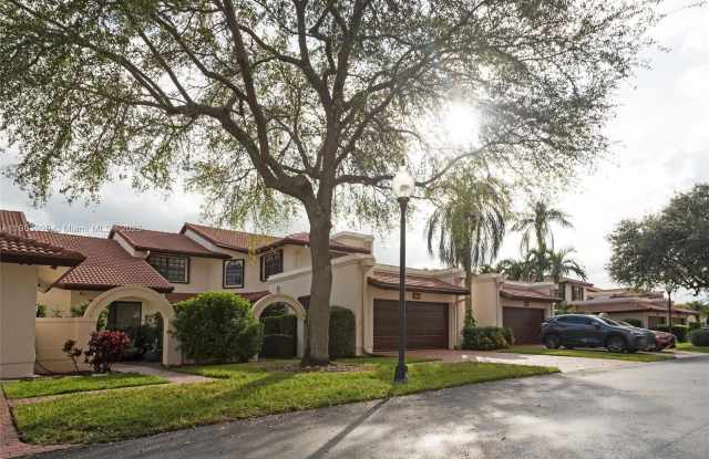 9318 NW 50th Doral Cir 00 photos photos