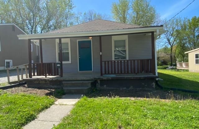 21 Cedar - 21 Cedar Street, Liberty, MO 64068