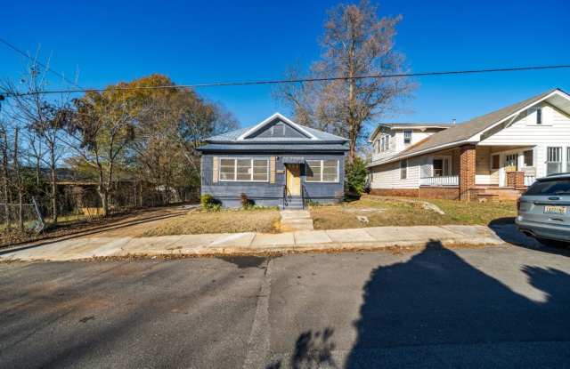 STUNNINGLY REMODELED • SUPER SPACIOUS • WON’T LAST LONG! Gallery 3