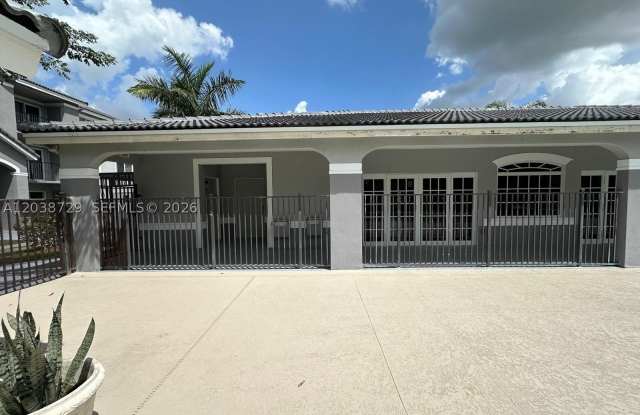 15410 SW 284st Gallery 4