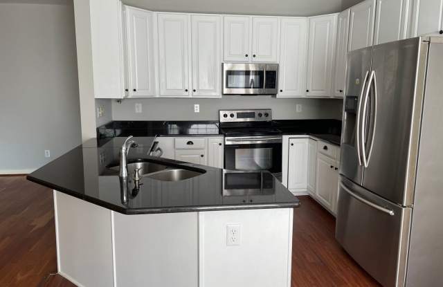 10649 Anna Marie Dr Gallery 4