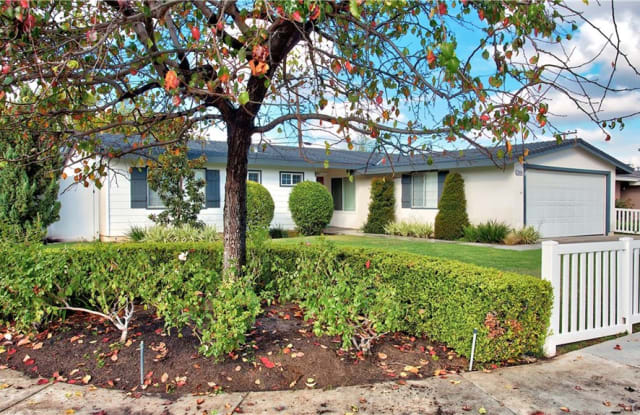 3201 Washington Avenue - 3201 Washington Avenue, Costa Mesa, CA 92626