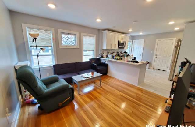 9 Elmira St. photos photos