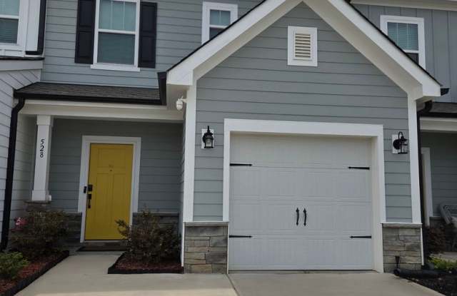Charming 3BR Townhome in Clover photos photos